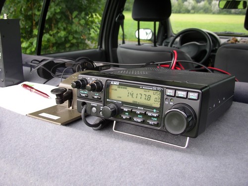 Als laatste test op alle banden een qso gemaakt met het mobiel HF setje.