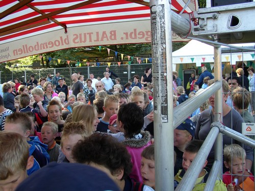 De opening van het dorp