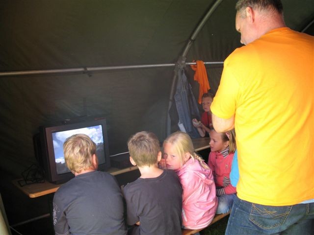 Wicher PD0WR bekijkt de ATV beelden