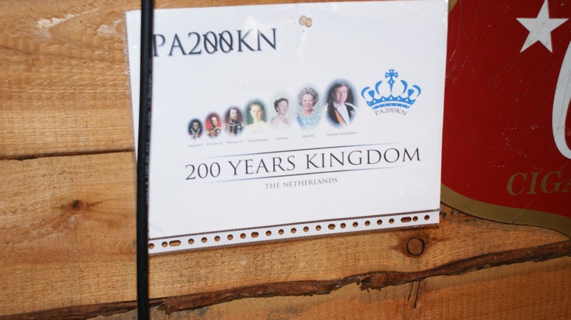 De QSL kaart 200 years Kindom.