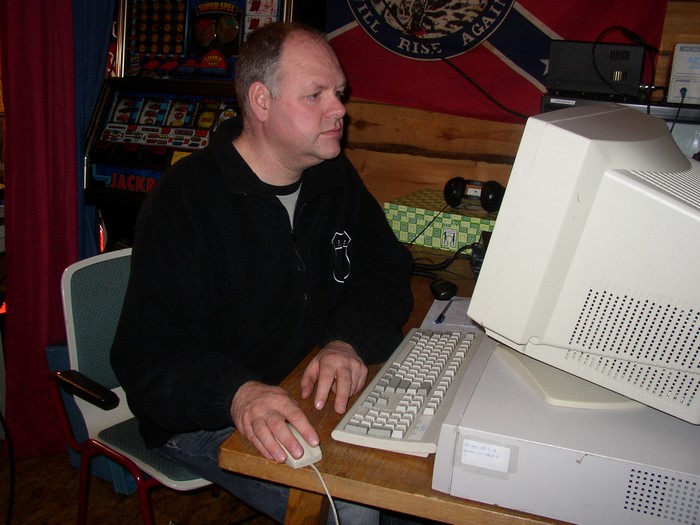 Wicher PD0WR logt op de mainframe