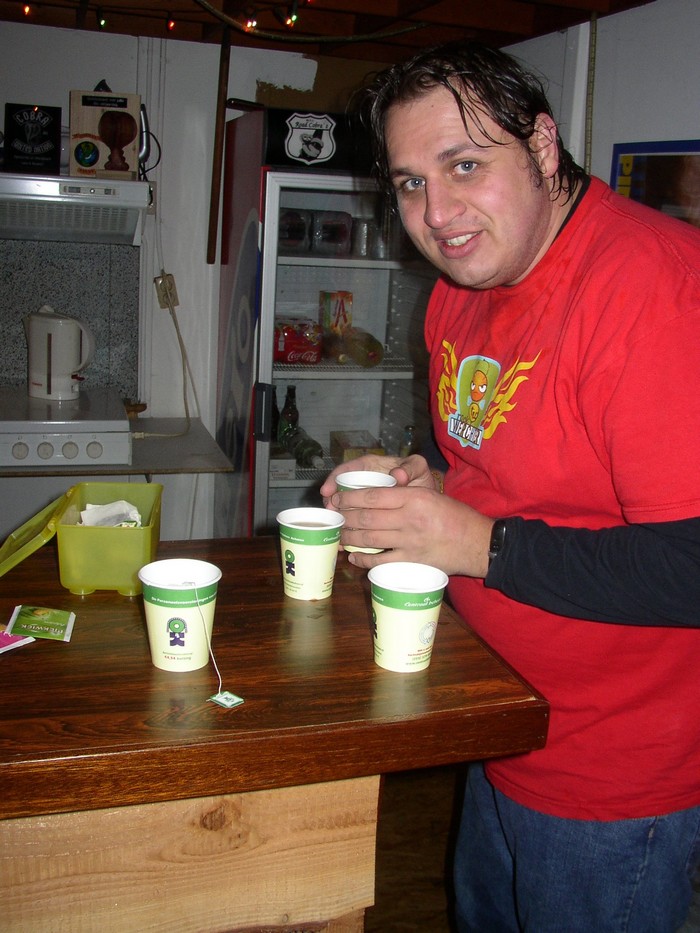 Even warmen aan de koffie