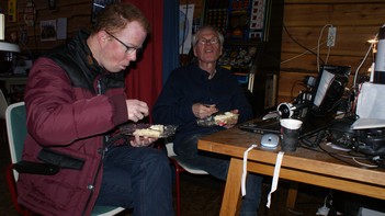 Anne-Jan kwam op bezoek bij Hans.
