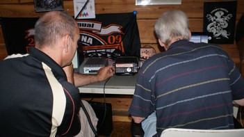 Logger Ed en Hans als operator