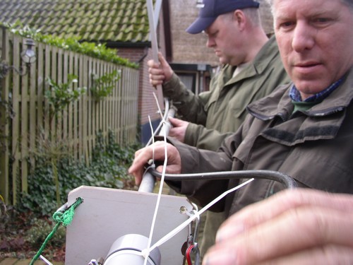 Wicher PD0WR en Cor PA1COR bezig met de beam voor 15 meter.